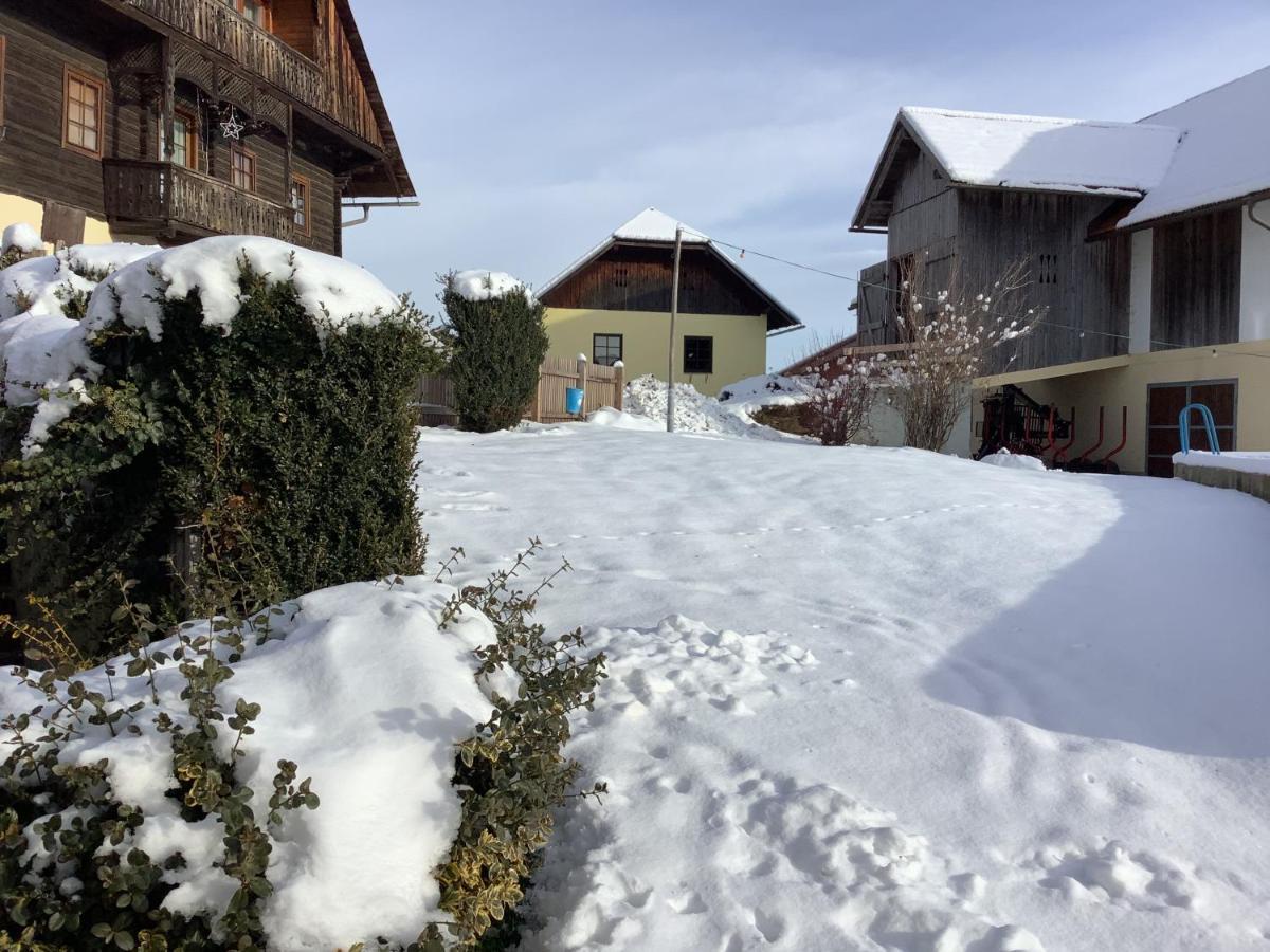 Kniebergerhof Vila Liebenfels Exterior foto