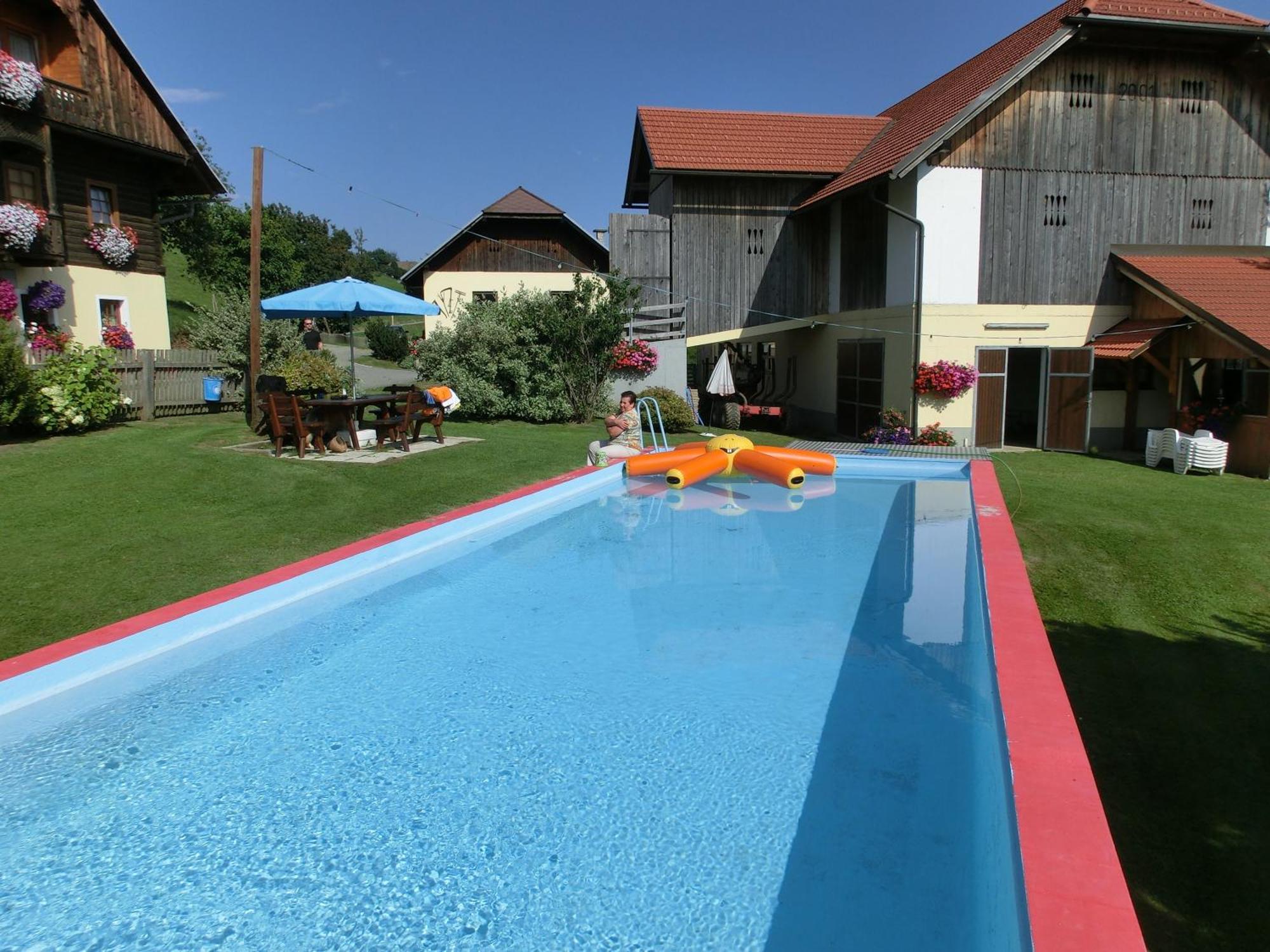 Kniebergerhof Vila Liebenfels Exterior foto